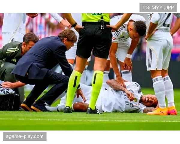 皇马巨星堆叠背景下，进攻平衡性问题逐步反映，球队整体表现面临考验