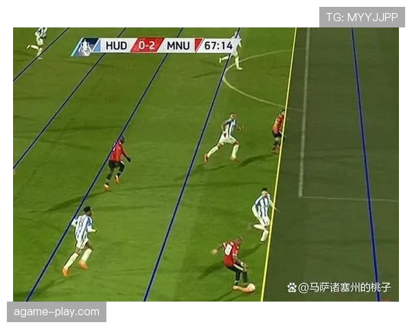 裁判举手示意间接任意球，到底代表什么意思？